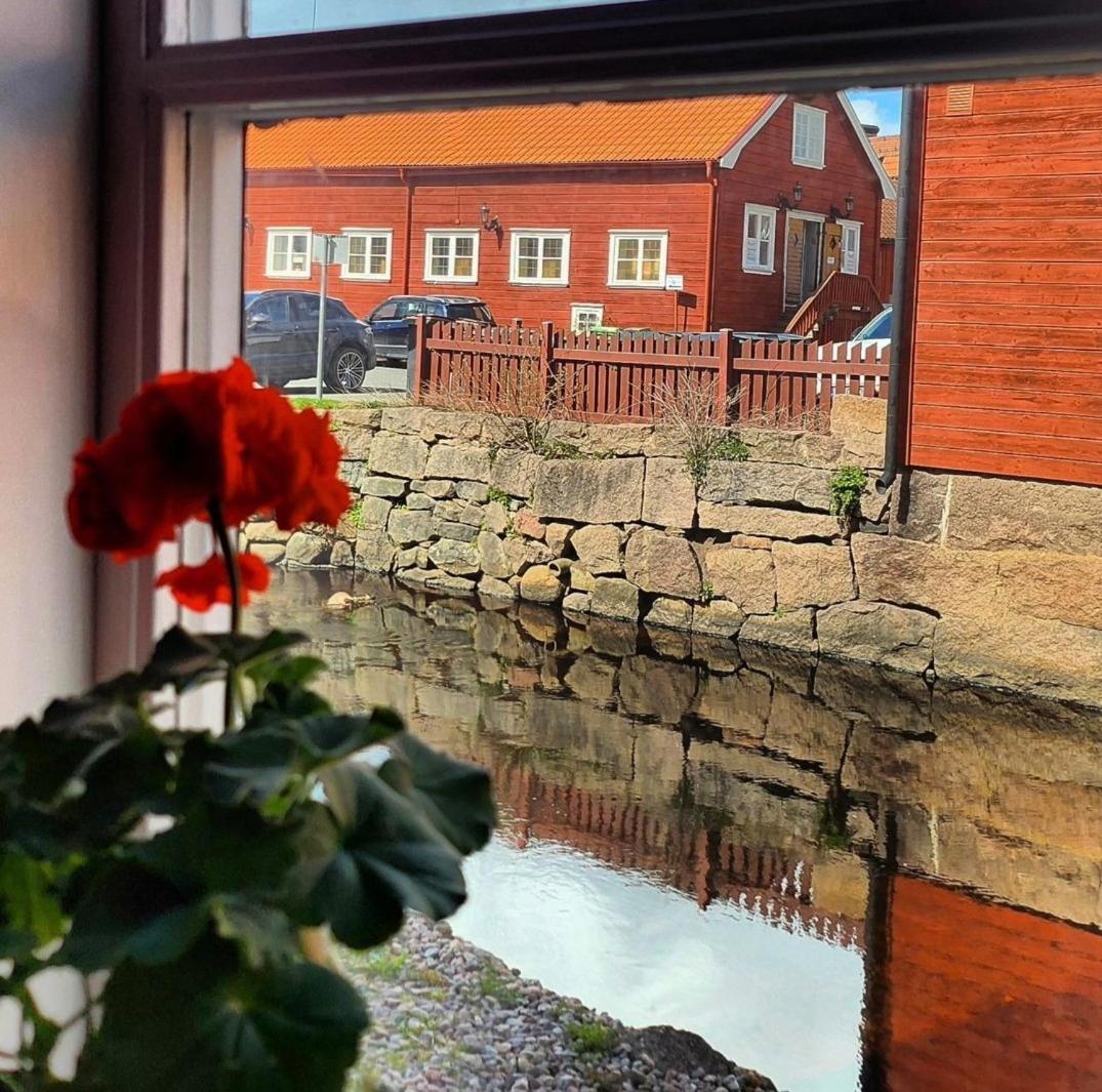 Garvaren Boendet Mitt I Gamla Stan I Eksjoe Екстериор снимка